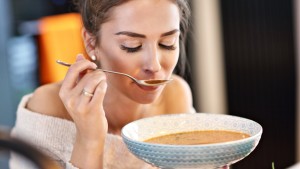 7 delicious high-protein soup recipes for weight loss and shed stubborn fat